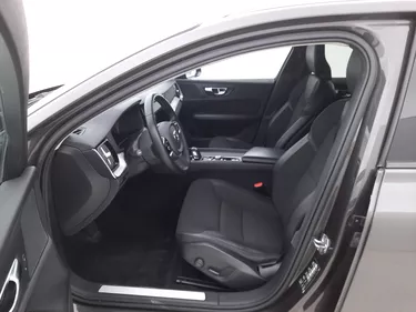 Volvo V60 Cross Country B4 Geartronic Business Pro  2.0 Mild Hybrid 197CV Automatico Sedili