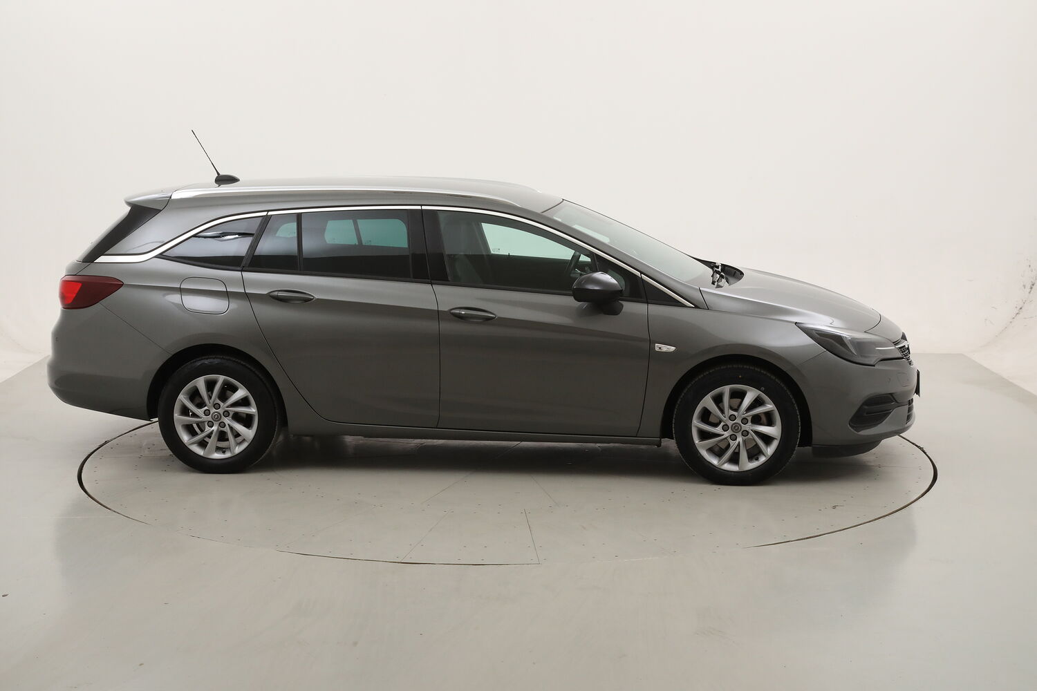Opel Astra ST Business Elegance AT9 usata del 2021 con 45.906 km