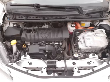 Toyota Yaris Hybrid Business 1.5 Full Hybrid 101CV Automatico Vano motore