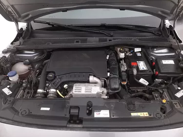 Peugeot 208 GT 1.2 Benzina 101CV Manuale Vano motore