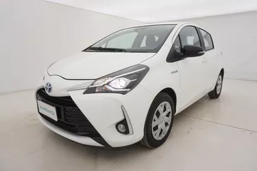 Toyota Yaris Hybrid Business 1.5 Full Hybrid 101CV Automatico Visione frontale