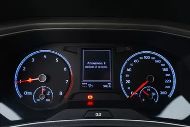 Volkswagen T-Roc Style 1.0 Benzina 110CV Manuale Interni
