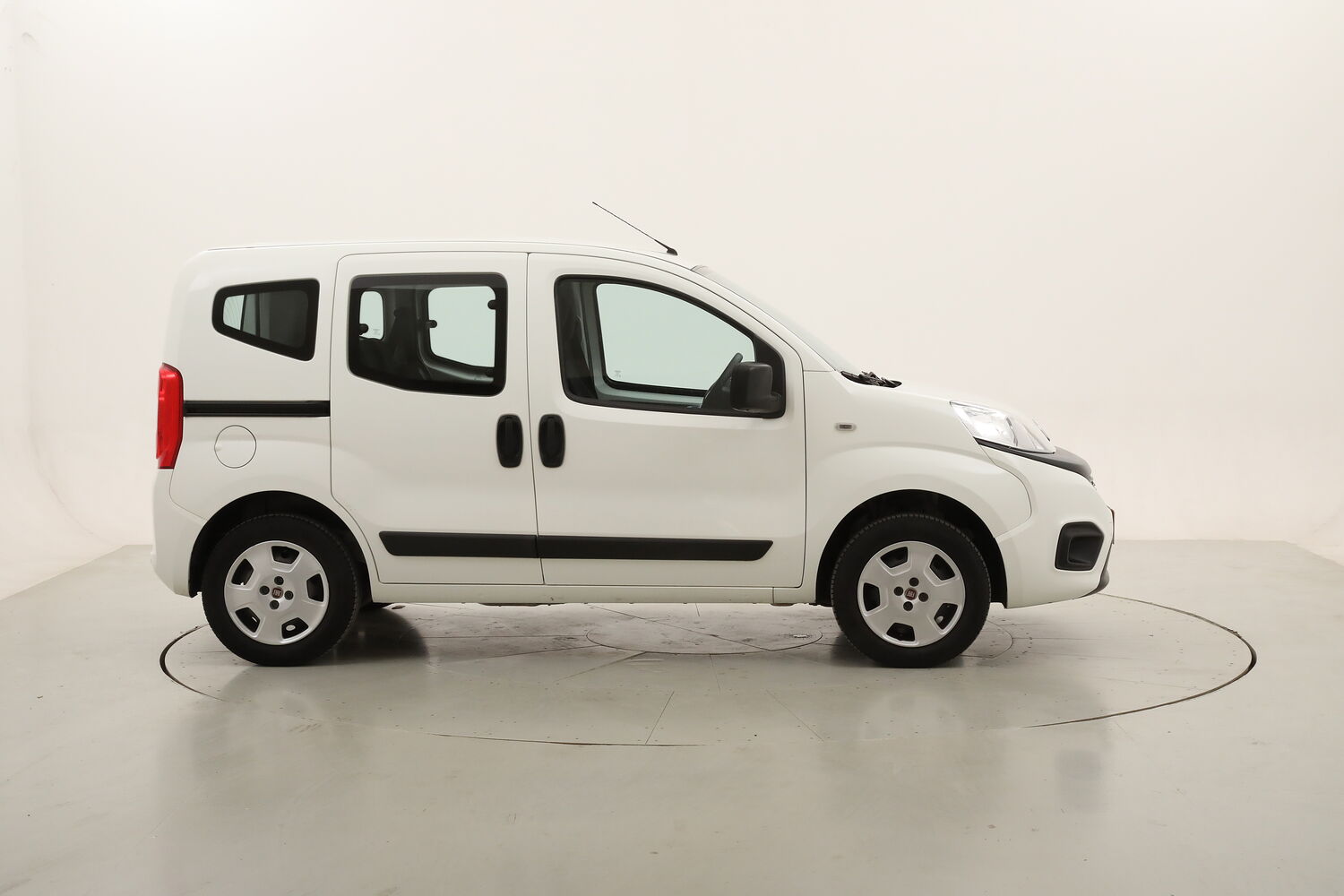 Fiat QUBO Easy Natural Power usata del 2018 con 111.591 km