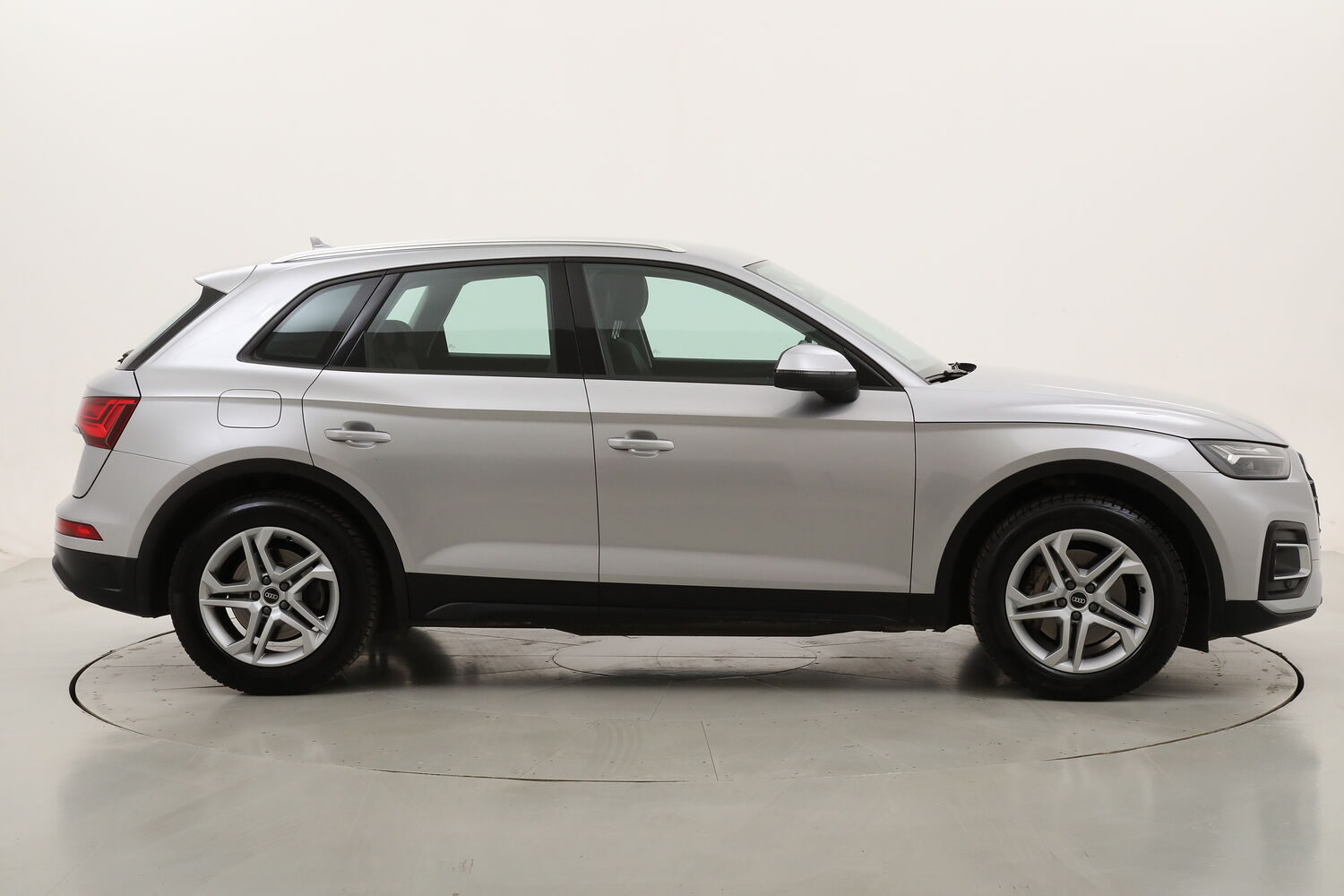 Audi Q5 35 TDI Business S tronic usata del 2021 con 123.284 km
