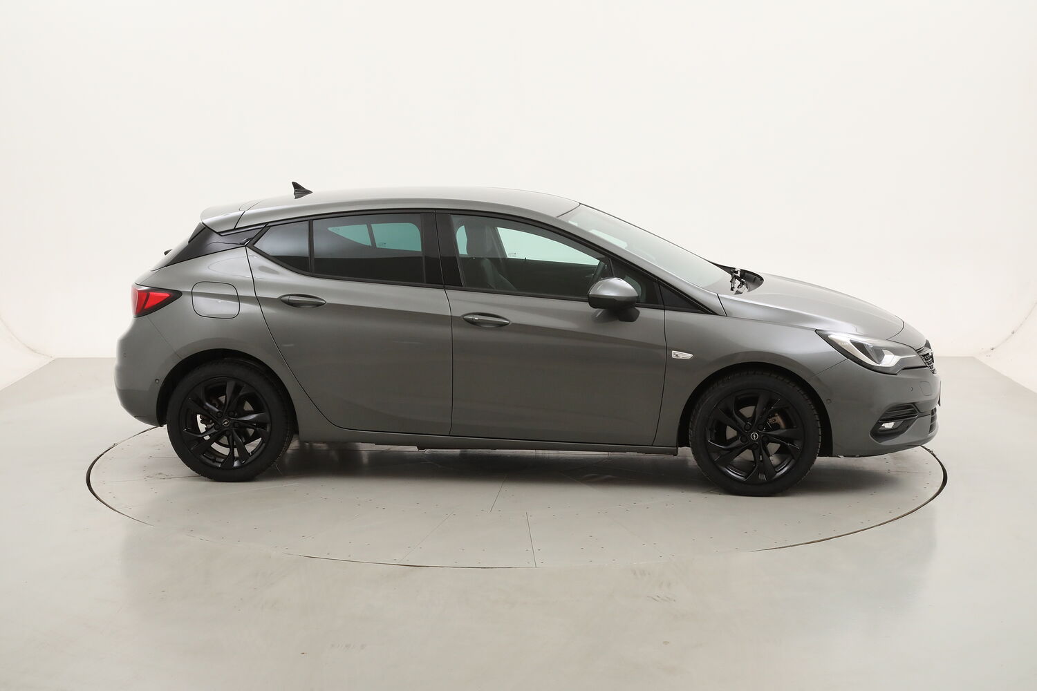 Opel Astra Ultimate usata del 2020 con 105.159 km