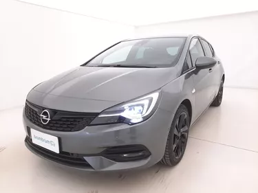 Opel Astra Ultimate 1.5 Diesel 122CV Manuale Visione frontale