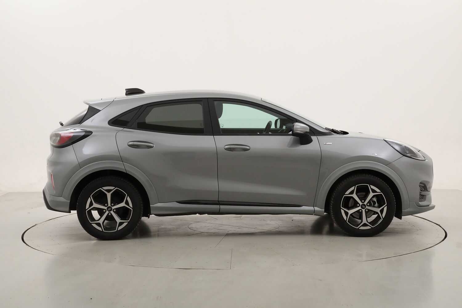 Ford Puma Hybrid ST-Line usata del 2025 con 22.104 km
