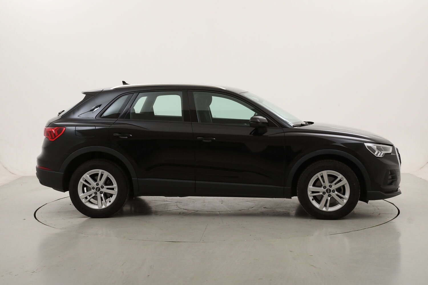 Audi Q3 35 Business S tronic usata del 2022 con 103.975 km