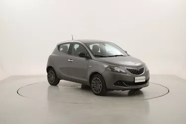 Lancia Ypsilon Hybrid Gold 1.0 Mild Hybrid 70CV Manuale Lancia Ypsilon Hybrid Gold 1.0 Mild Hybrid 70CV Manuale