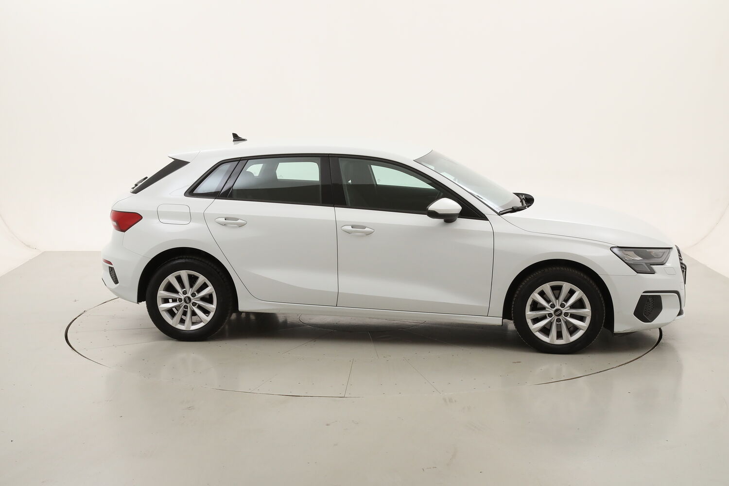 Audi A3 Business S tronic usata del 2022 con 53.509 km