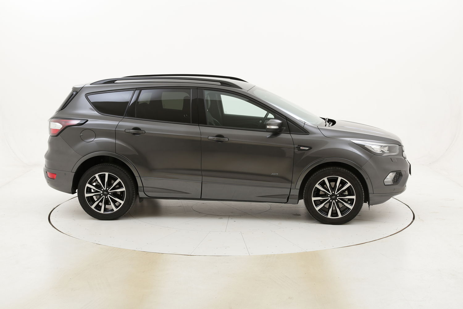 Ford Kuga ST-Line 4WD Powershift usata del 2017 con 22.856 km