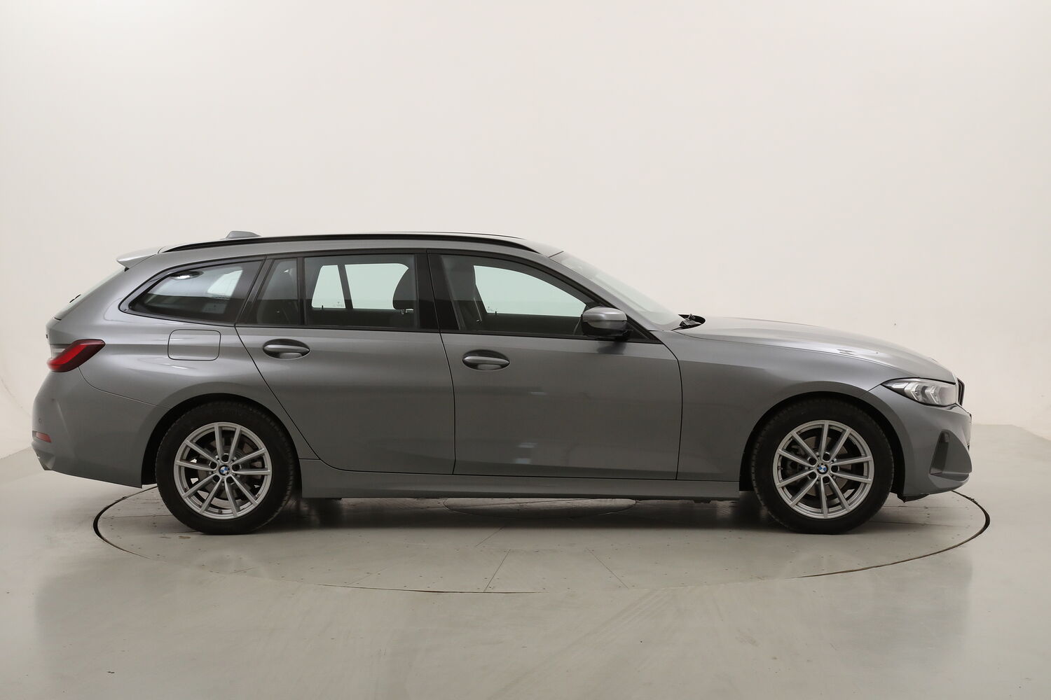 BMW Serie 3 318d Touring Business Advantage usata del 2023 con 101.042 km