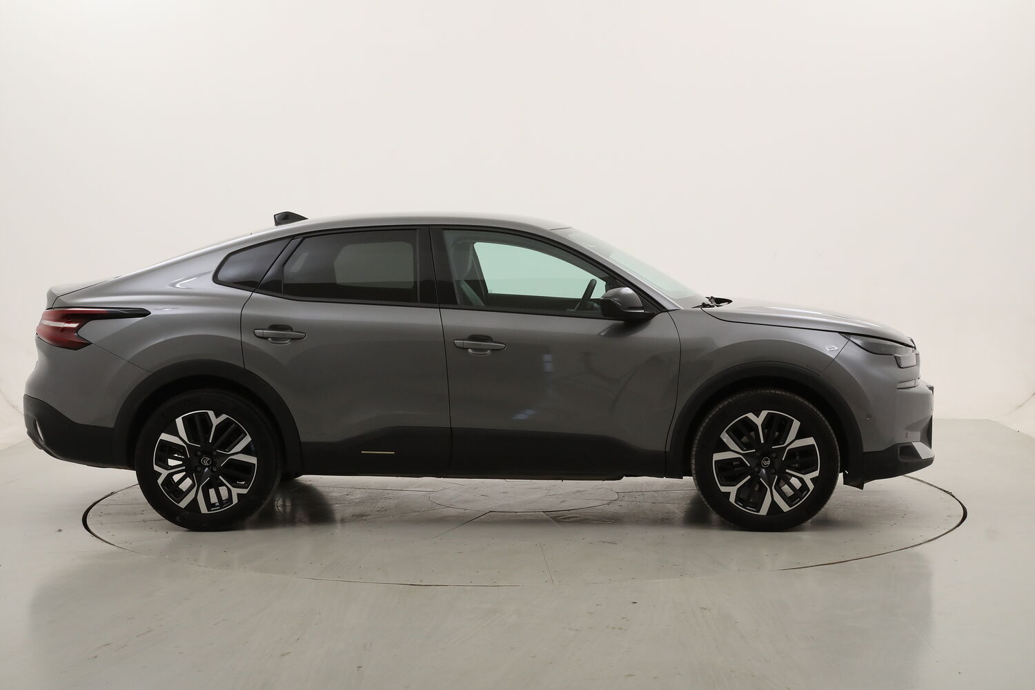 Citroen C4 X Max EAT8 usata del 2025 con 35.932 km