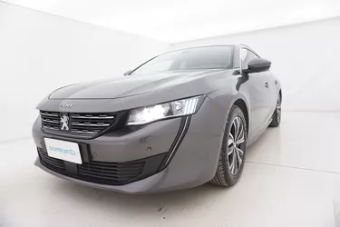 Peugeot 508 SW Allure Pack EAT8 1.5 Diesel 131CV Automatico Visione frontale