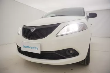 Lancia Ypsilon Ecochic Monogram 1.2 GPL 69CV Manuale Visione frontale
