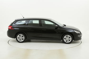 Peugeot 308 SW Active EAT6 usata del 2016 con 85.951 km