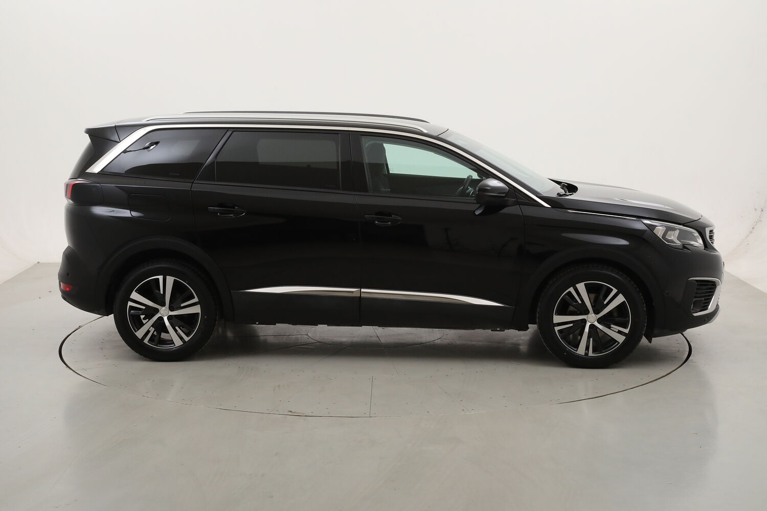 Peugeot 5008 Allure EAT8 - 7 posti usata del 2020 con 91.432 km