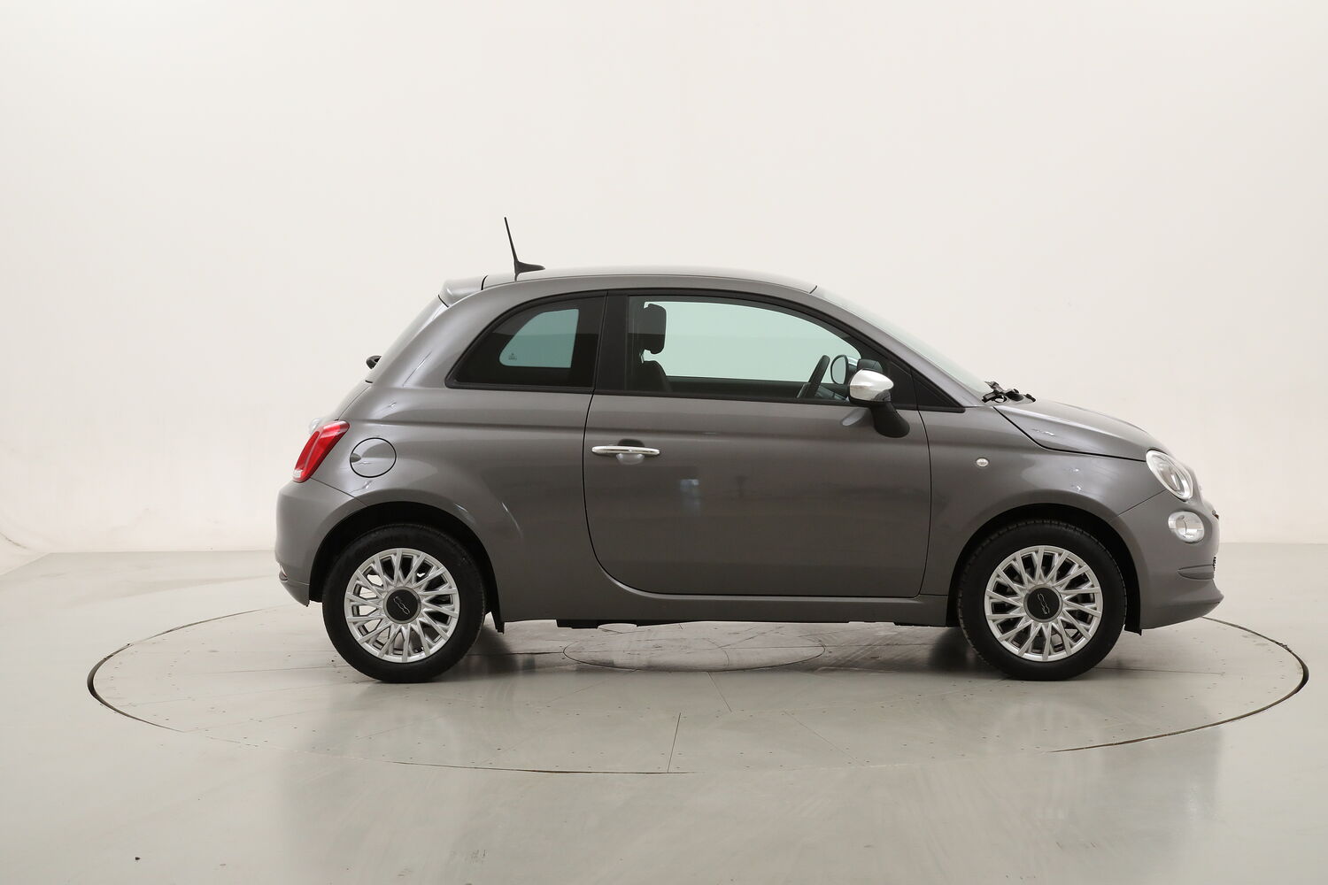 Fiat 500 Hybrid usata del 2023 con 14.494 km