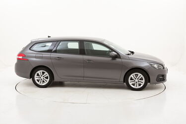 Peugeot 308 SW Business usata del 2019 con 28.841 km