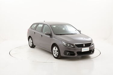 Peugeot 308 SW Business usata del 2019 con 28.841 km