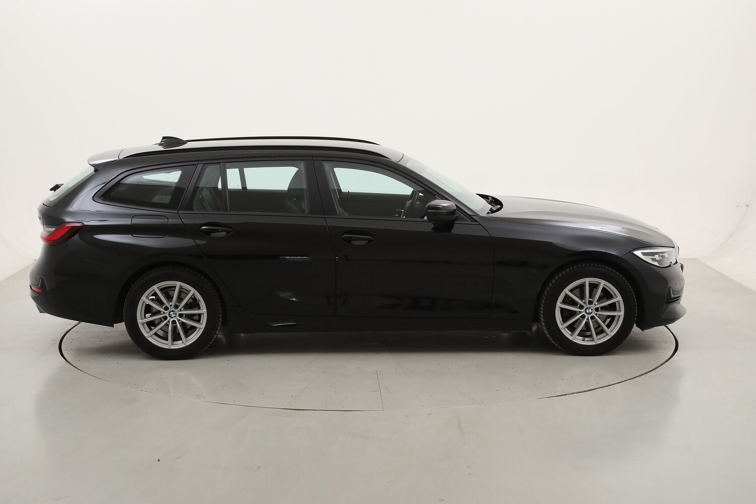 BMW Serie 3 Touring 320d 48V Business Advantage Auto usata del 2021 con 112.434 km