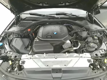 BMW Serie 3 Touring 320d 48V Business Advantage Auto 2.0 Mild Hybrid 190CV Automatico Vano motore