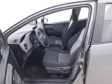 Toyota Yaris Hybrid Business 1.5 Full Hybrid 101CV Automatico Sedili