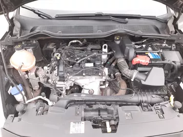 Ford Fiesta Titanium 1.1 Benzina 86CV Manuale Vano motore