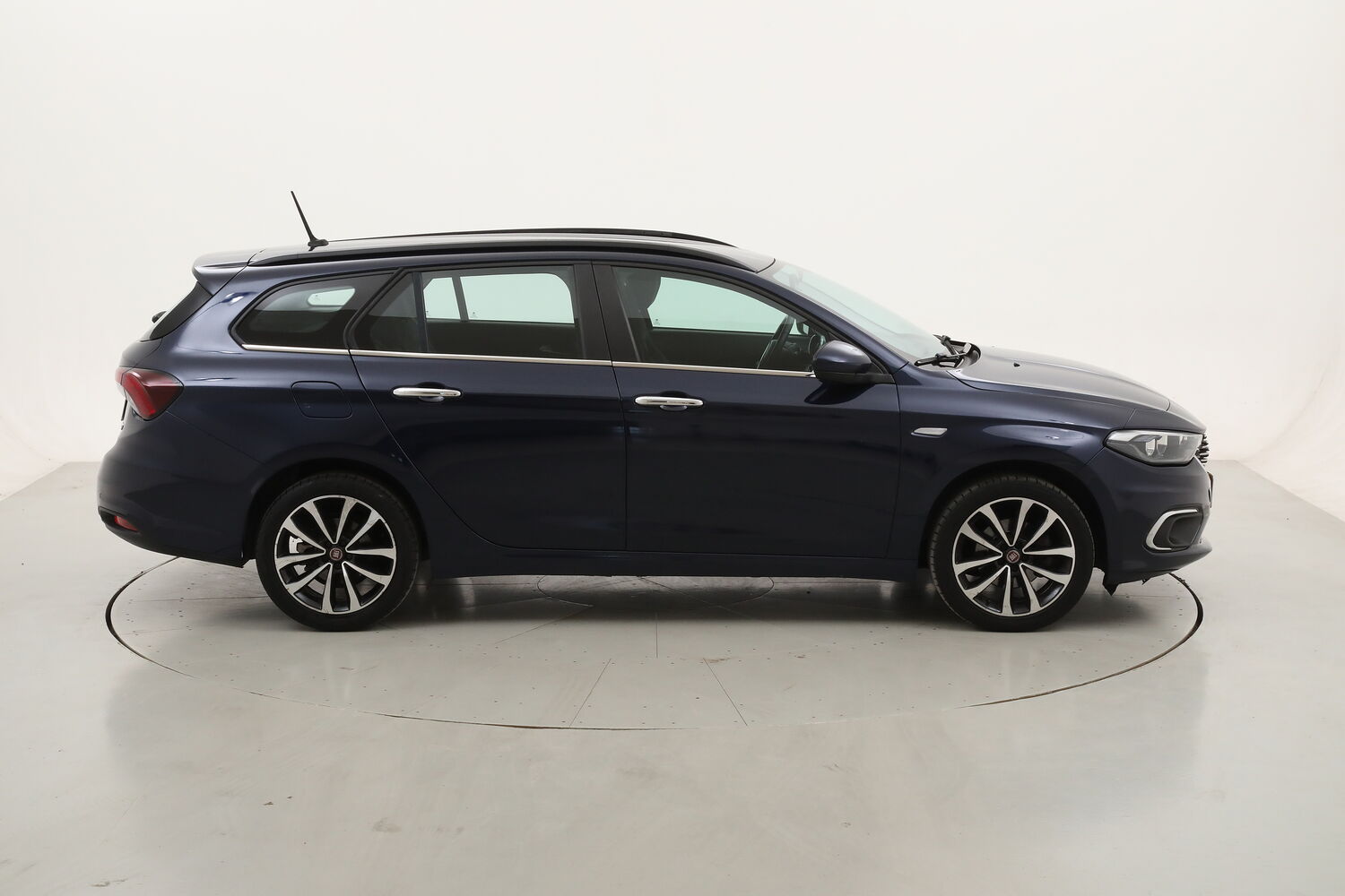 Fiat Tipo SW Business usata del 2020 con 120.504 km