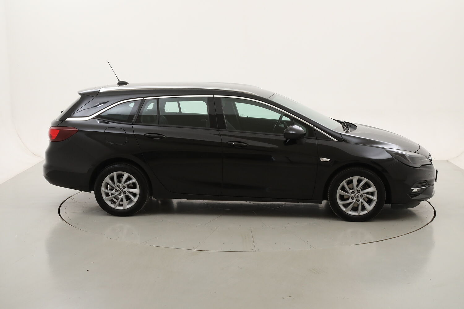 Opel Astra ST Business Elegance AT9 usata del 2022 con 97.141 km