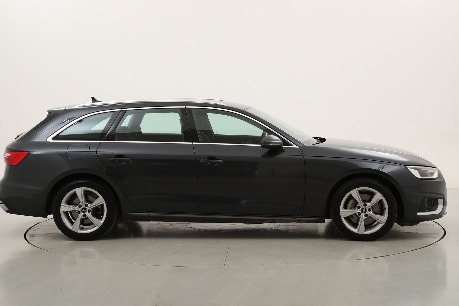 Audi A4 Avant Business Advanced S tronic usata del 2022 con 120.510 km