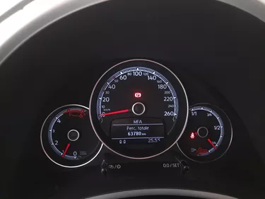 Volkswagen Maggiolino Design 2.0 Diesel 110CV Manuale Interni
