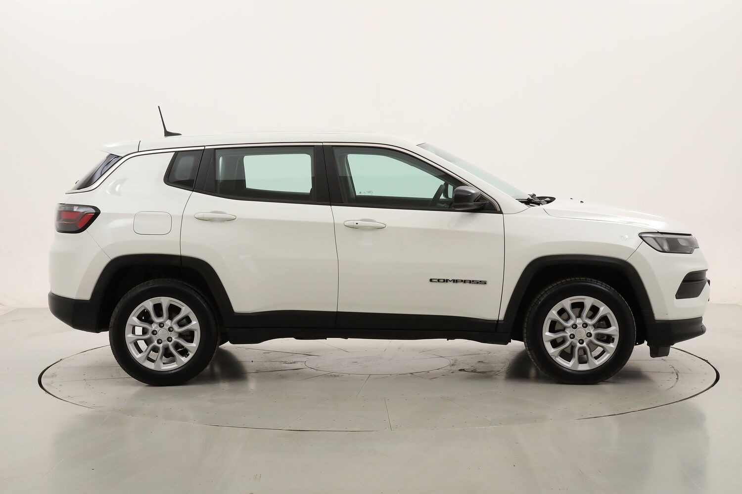 Jeep Compass MHEV Longitude usata del 2023 con 55.299 km