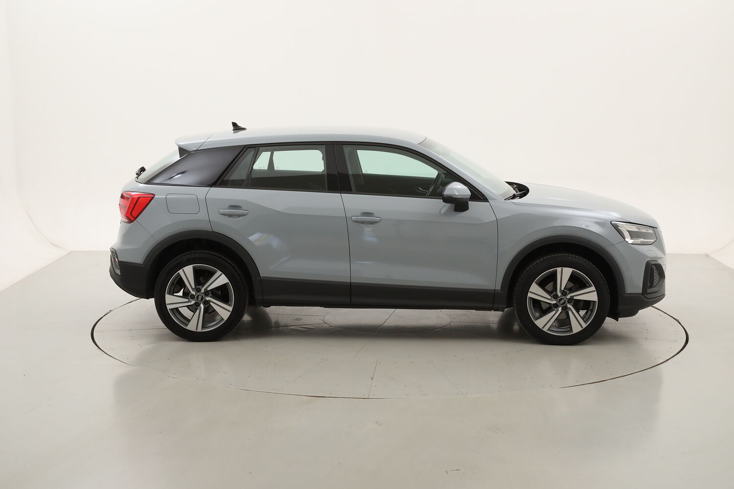 Audi Q2 35 TFSI S tronic usata del 2021 con 98.635 km