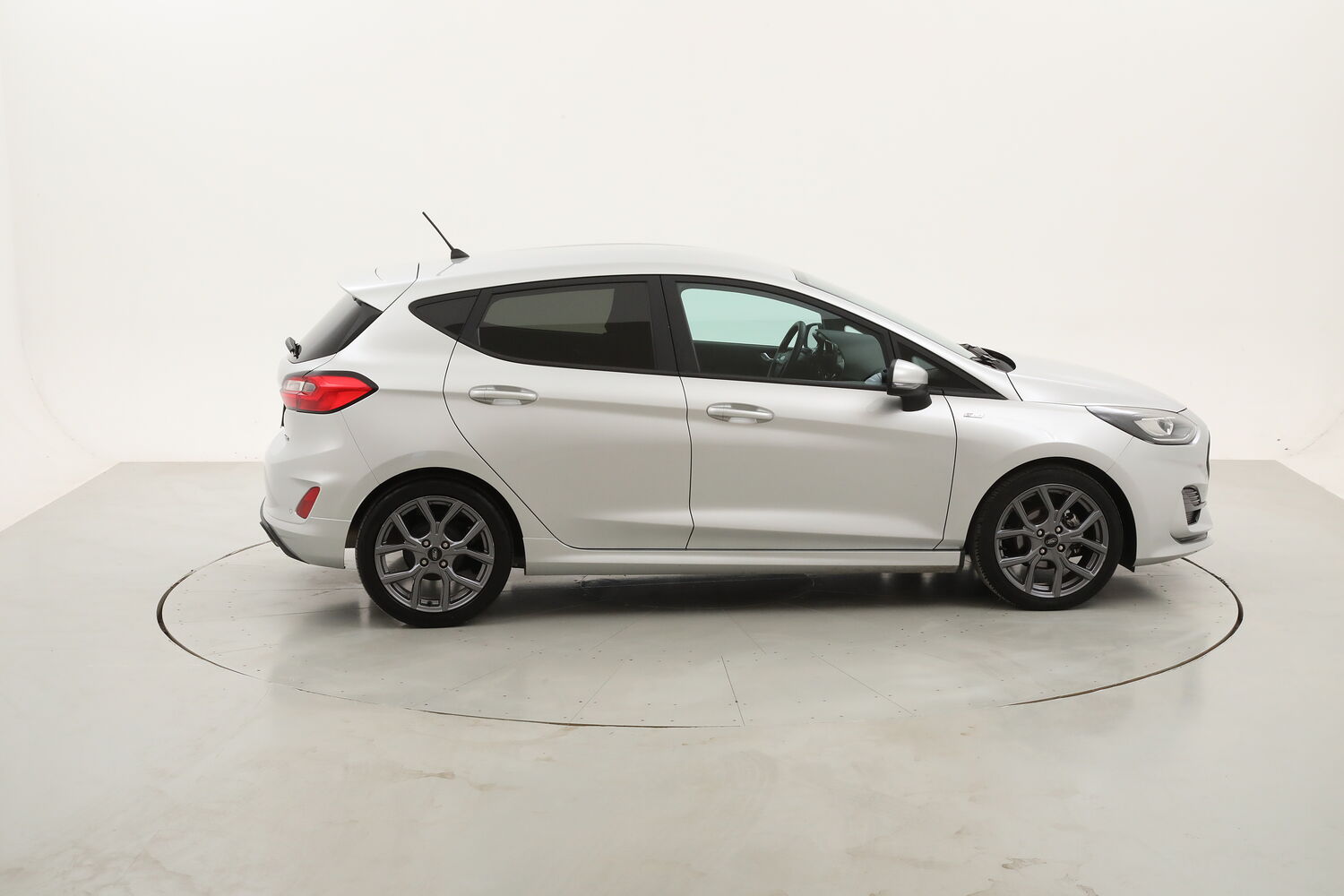 Ford Fiesta Hybrid ST-Line usata del 2023 con 41.115 km