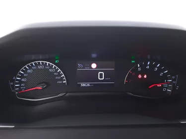Peugeot 2008 Allure Pack 1.2 Benzina 101CV Manuale Interni