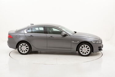 Jaguar XE Prestige Business Edition AWD Aut. usata del 2017 con 121.602 km