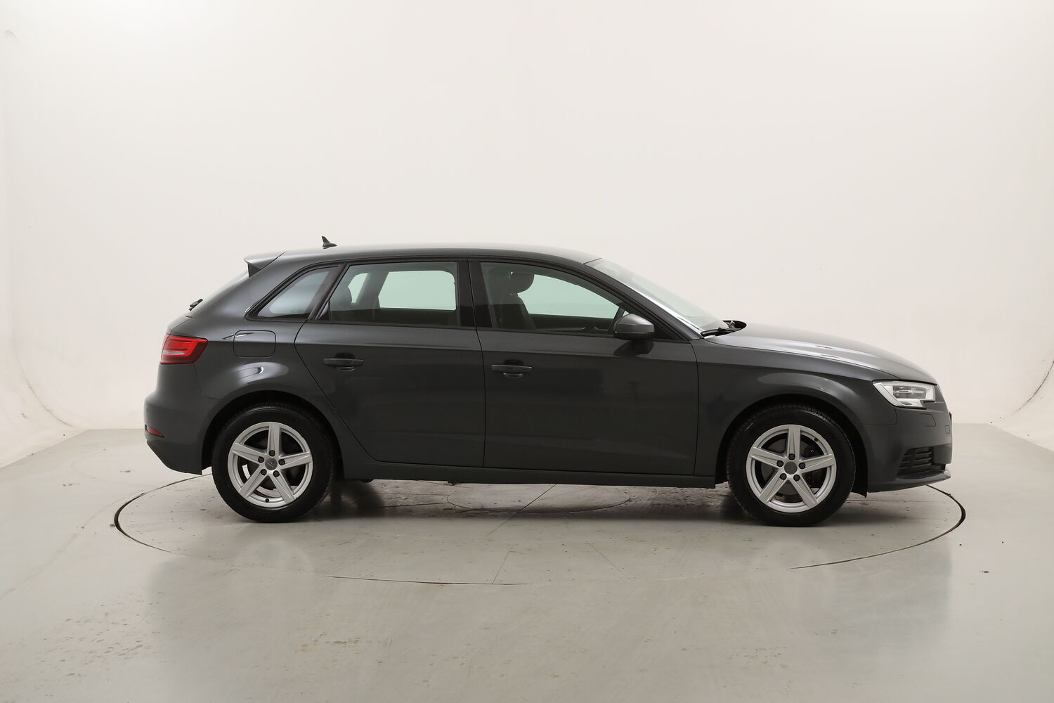 Audi A3 SPB Business usata del 2018 con 124.199 km