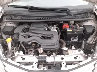 Toyota Yaris Business 1.0 Benzina 72CV Manuale Vano motore