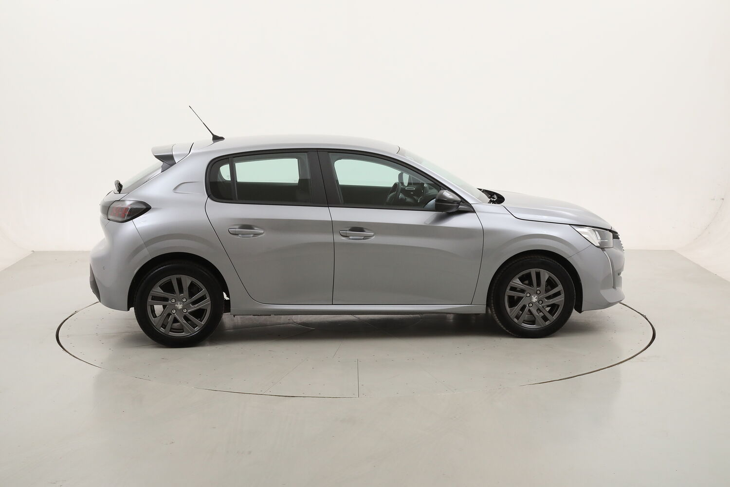 Peugeot 208 Active Pack usata del 2022 con 22.625 km