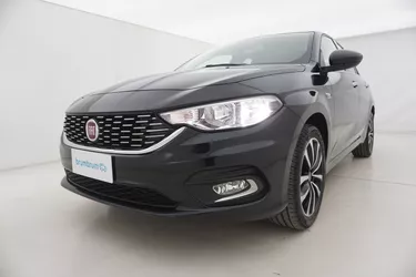 Fiat Tipo 4P Lounge 1.6 Diesel 120CV Manuale Visione frontale