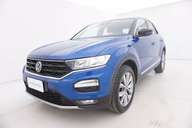 Volkswagen T-Roc Style 1.5 Benzina 150CV Manuale Visione frontale