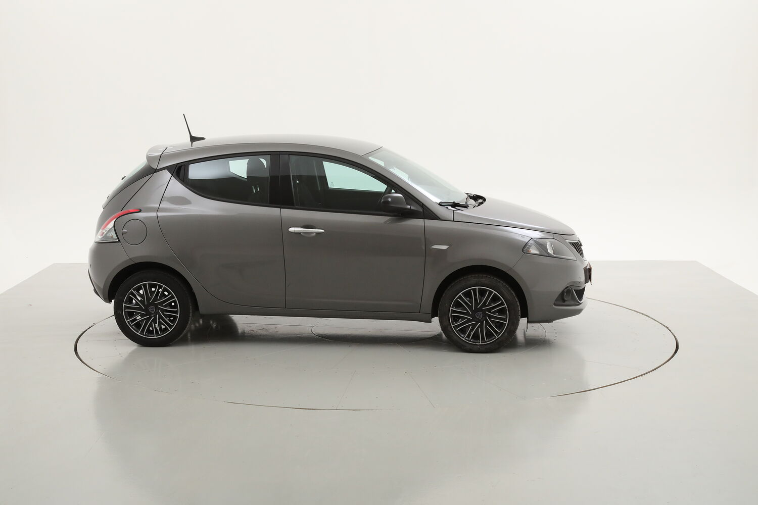 Lancia Ypsilon Hybrid Gold usata del 2022 con 35.294 km