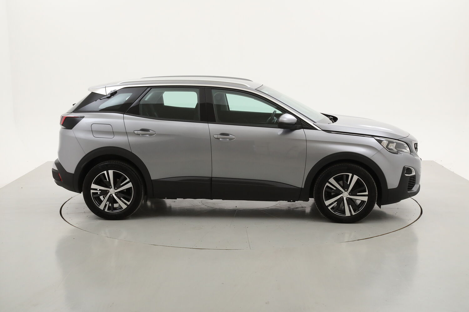 Peugeot 3008 Business EAT8 usata del 2019 con 128.330 km