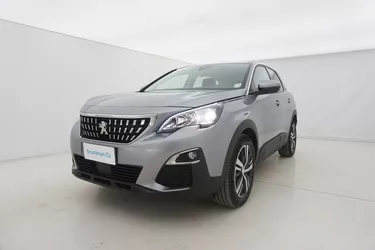 Peugeot 3008 Business EAT8 1.5 Diesel 131CV Automatico Visione frontale