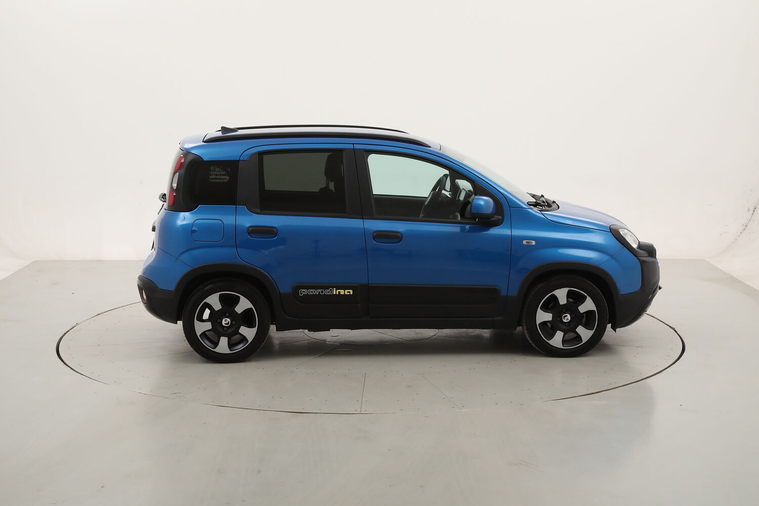 Fiat Panda Hybrid Pandina Cross usata del 2025 con 22.321 km