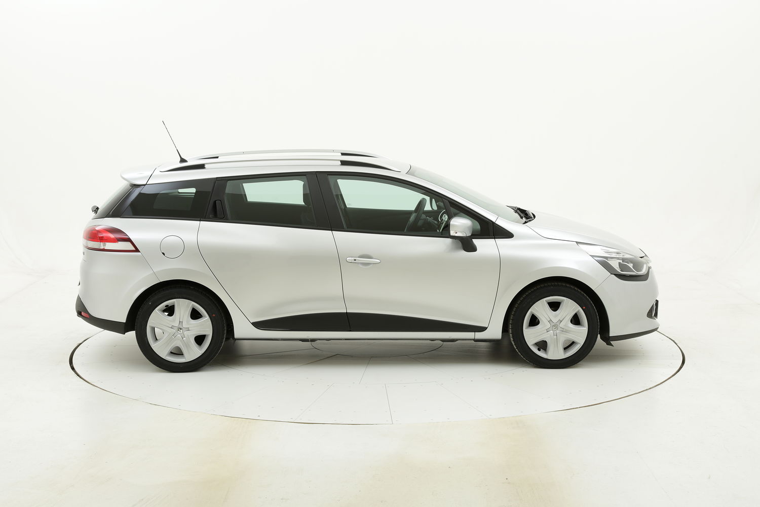 Renault Clio usata del 2014 con 28.380 km