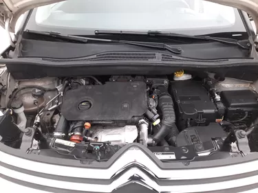 Citroen C3 Aircross Shine EAT6 1.5 Diesel 120CV Automatico Vano motore