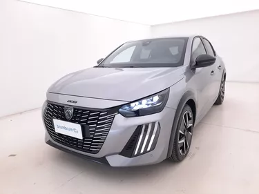 Peugeot 208 Hybrid GT e-DCS6 1.2 Mild Hybrid 136CV Automatico Visione frontale