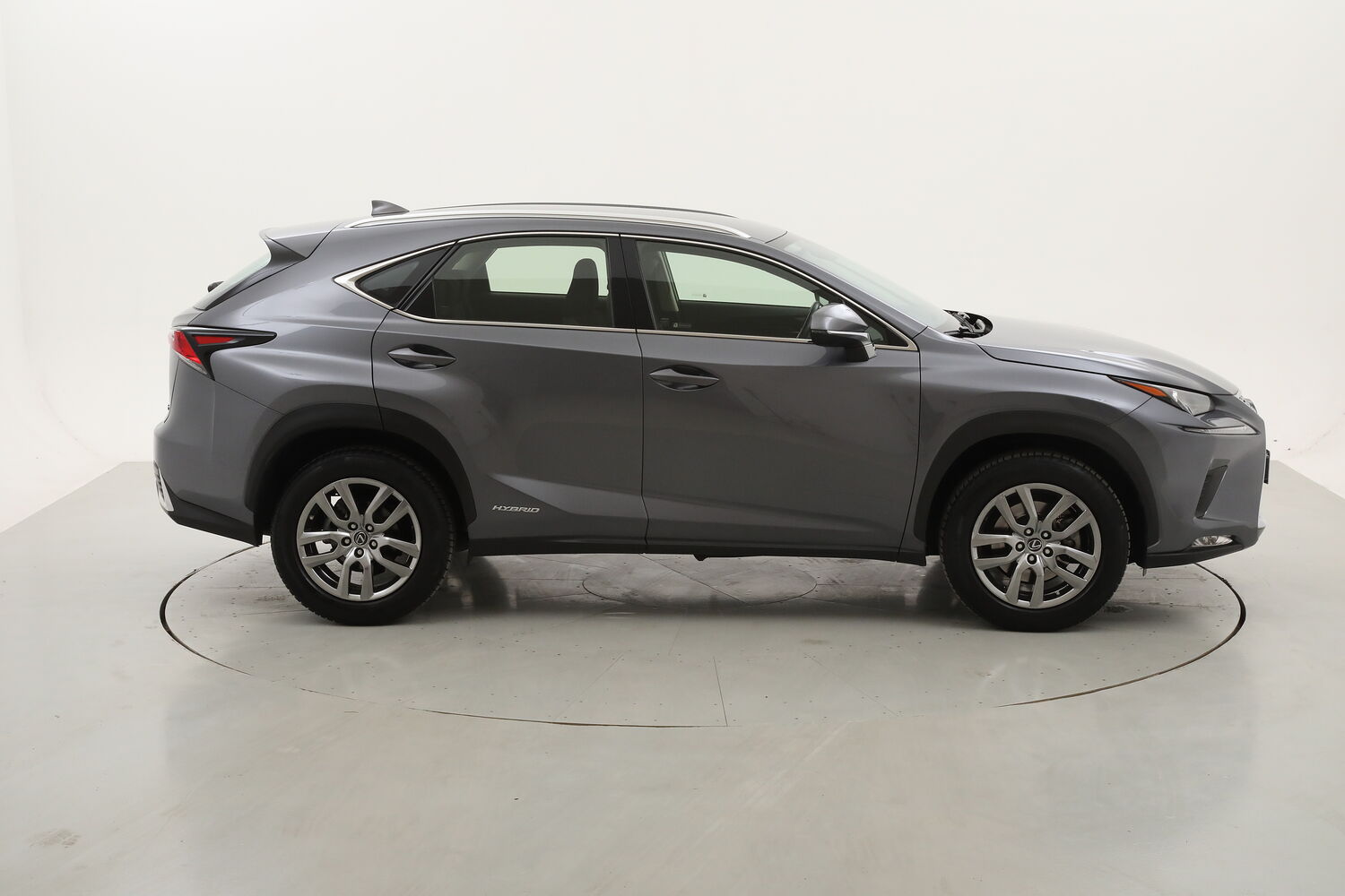 Lexus NX Hybrid Business 4WD usata del 2020 con 35.479 km